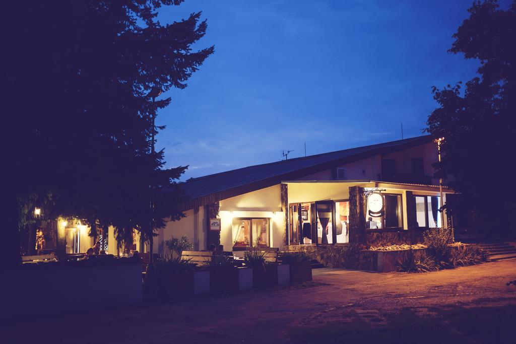 Penzión ARTin Neutra Exterior foto